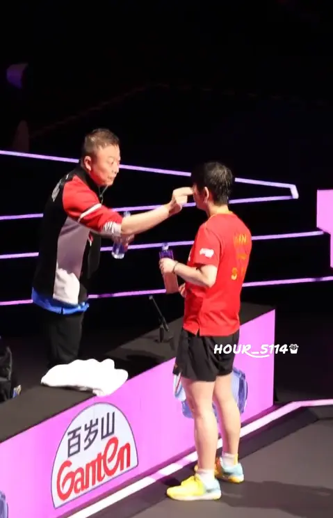 人一起在观, 昨晚莎莎的 人一起在观, 昨晚莎莎的