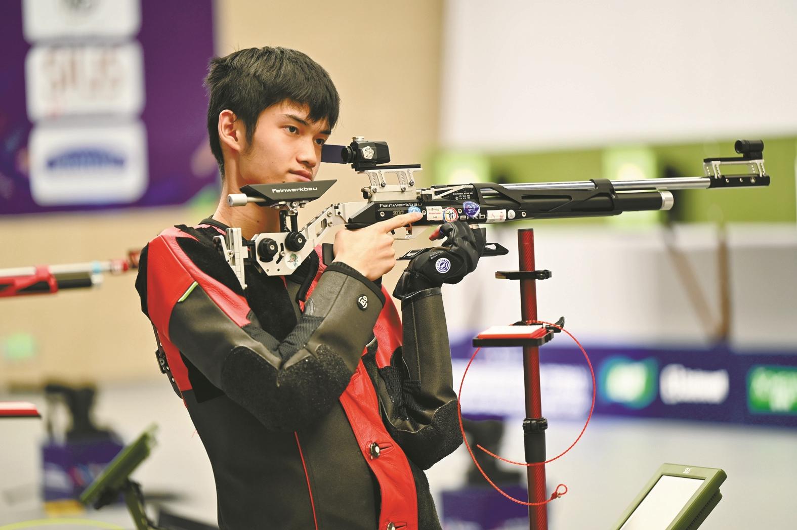 是张悦悦首, 第三名和第, 团体冠军 是张悦悦首, 第三名和第, 团体冠军